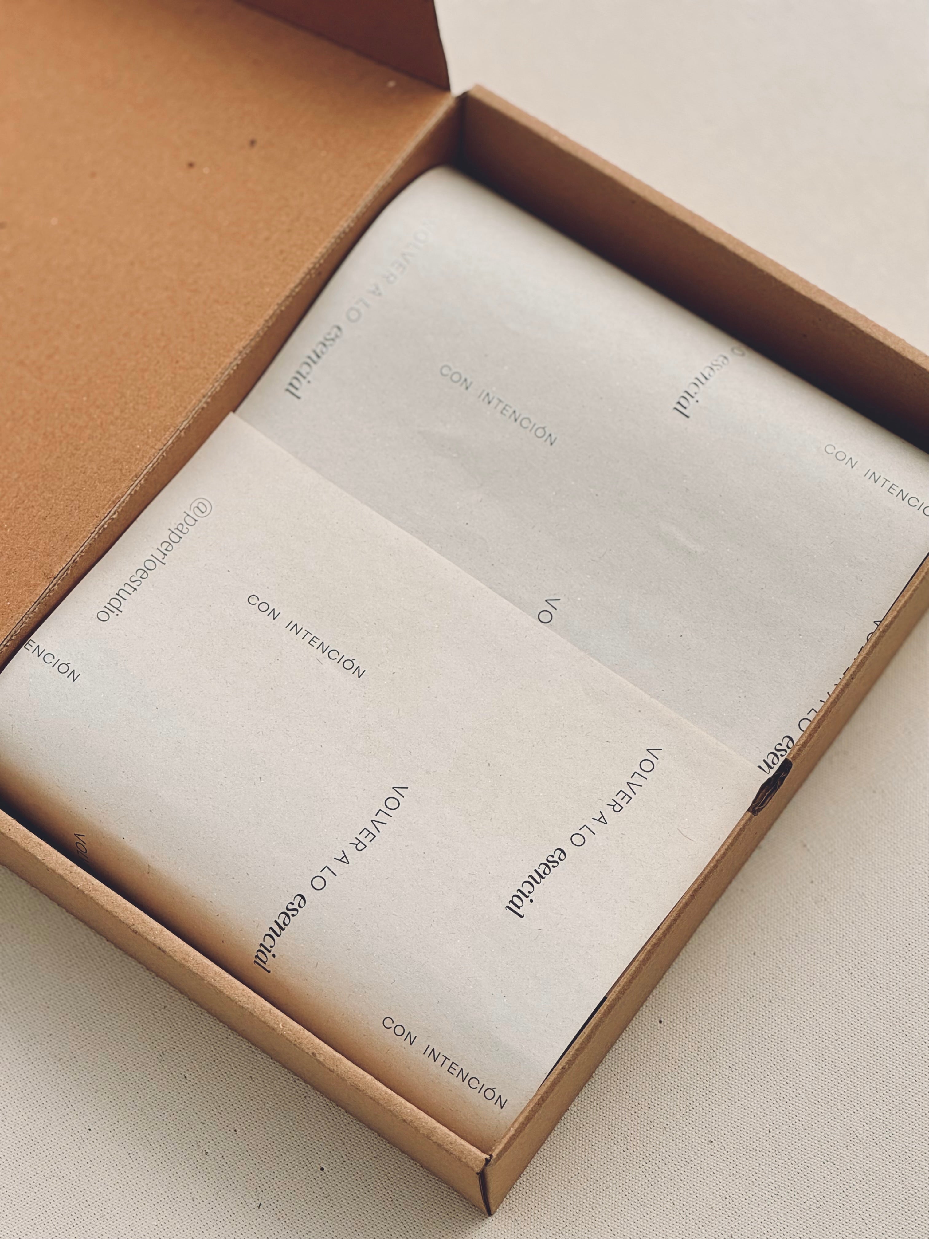 Papel para Envolver Neutro